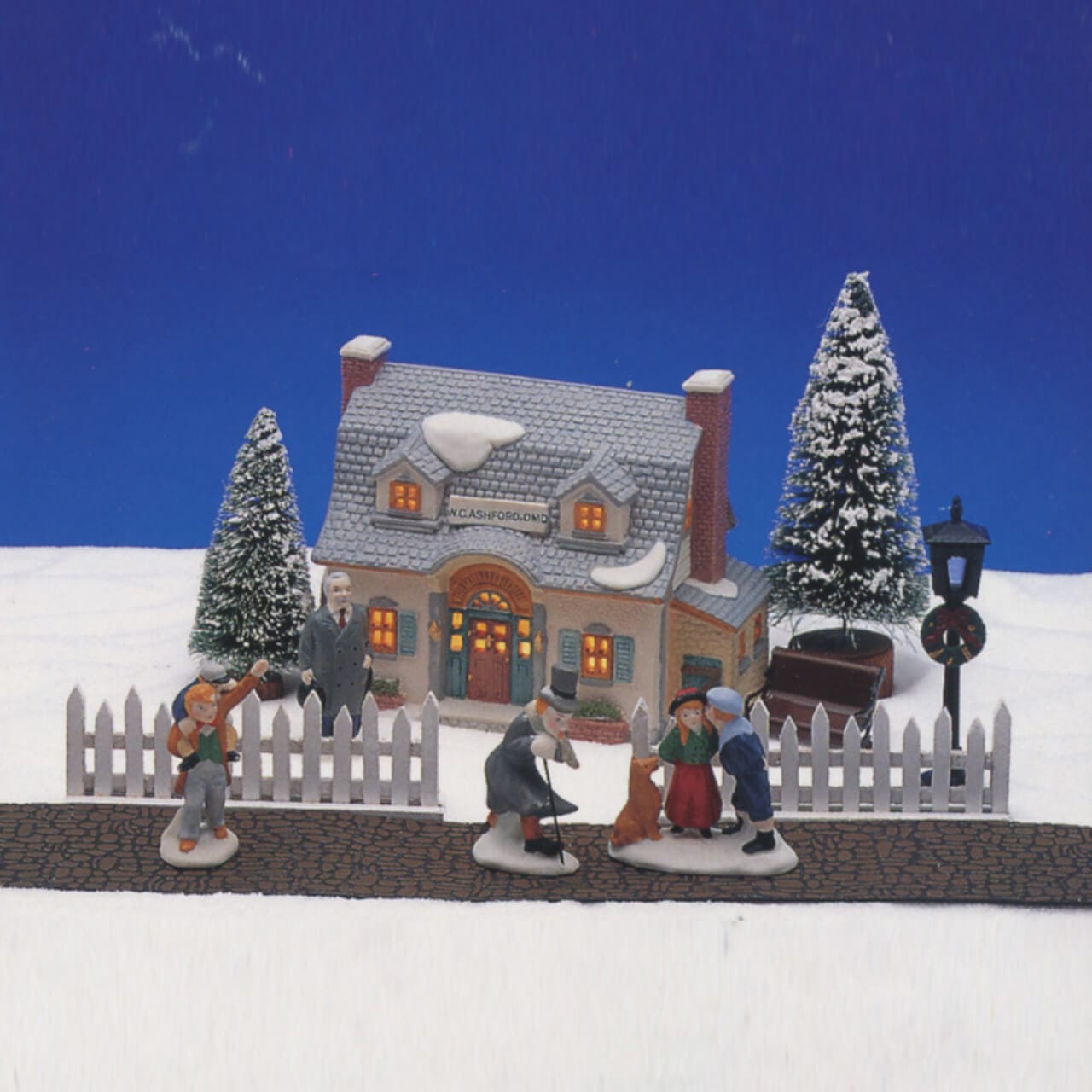 13Pc Lighted Village Set