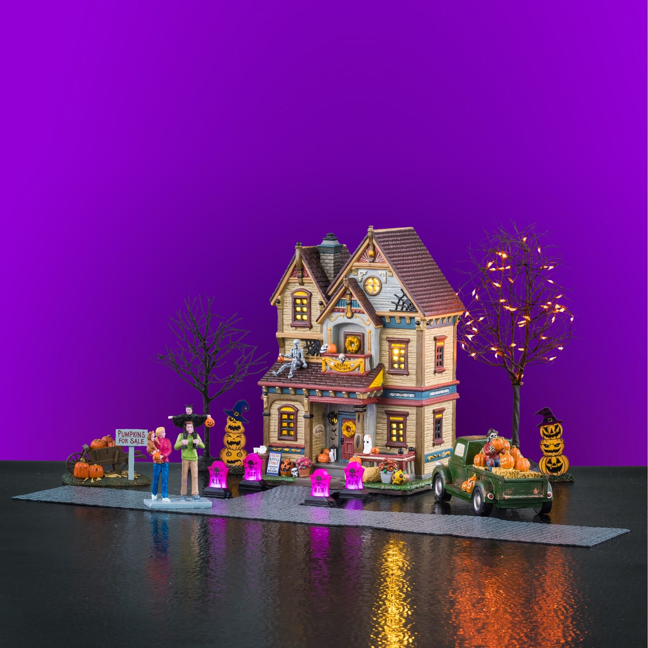Halloween At The Wilsons Set – Lemax Collection